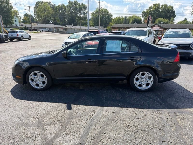Used 2011 Black Ford SE image 4