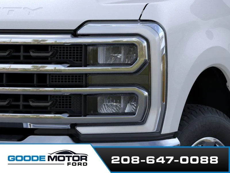 New 2026 Star White Metallic Tri-Coat Ford F-350® King Ranch® image 18