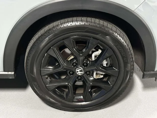 Certified Used 2024 Urban Gray Pearl Honda 5DR AWD SPORT image 12