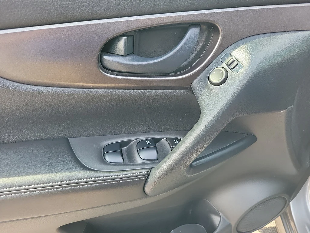 Used 2021 Gun Metallic Nissan S image 20