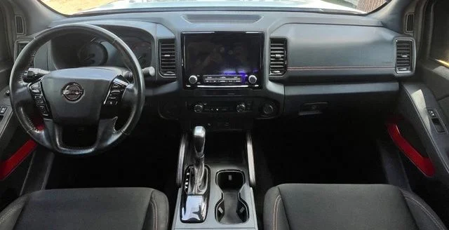 Used 2023 White Nissan PRO-X image 14