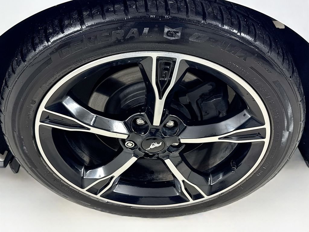 Used 2016 Oxford White Ford GT Premium image 37