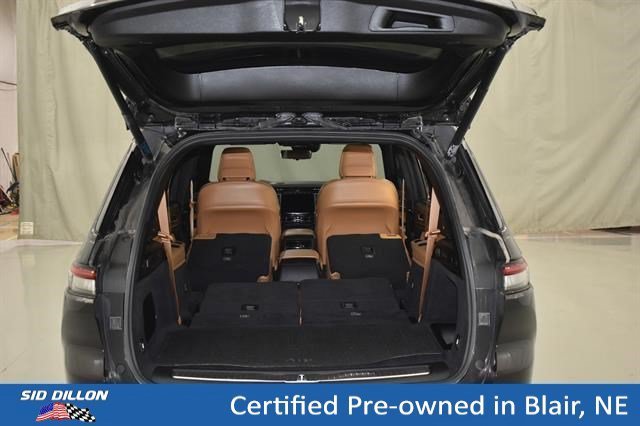 Certified Used 2024 Diamond Black Crystal Pearlcoat Jeep Summit image 12