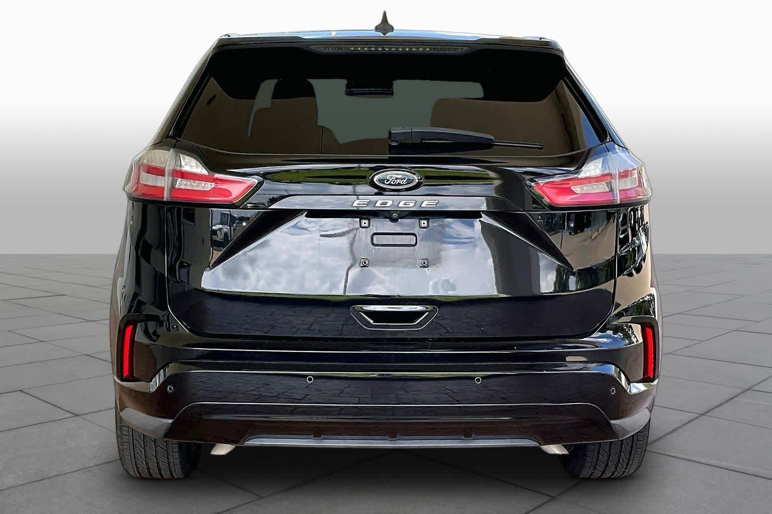 Pre-Owned 2022 Ford Edge ST-Line