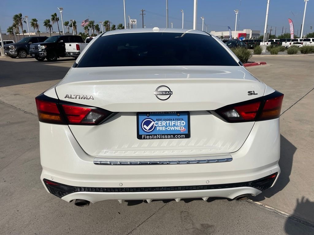 Used 2023 White Nissan 2.5 SL image 6