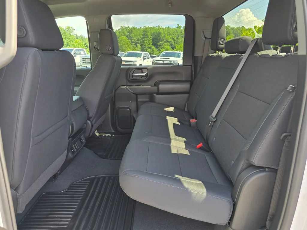 2026 Chevrolet Silverado 2500 HD Custom - Photo 10