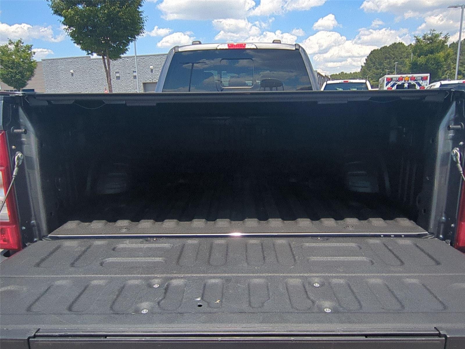Used 2021 Carbonized Gray Ford XL image 32