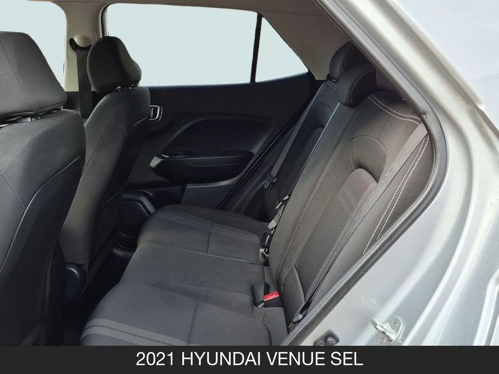 Used 2021 Silver Hyundai SEL image 16