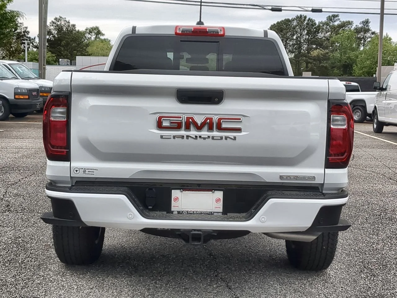New 2026 Summit White GMC Elevation image 7