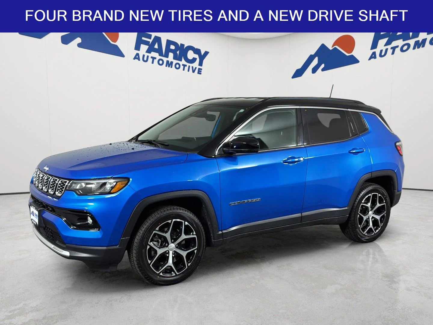 Used 2024 Hydro Blue Pearlcoat Jeep Limited image 1