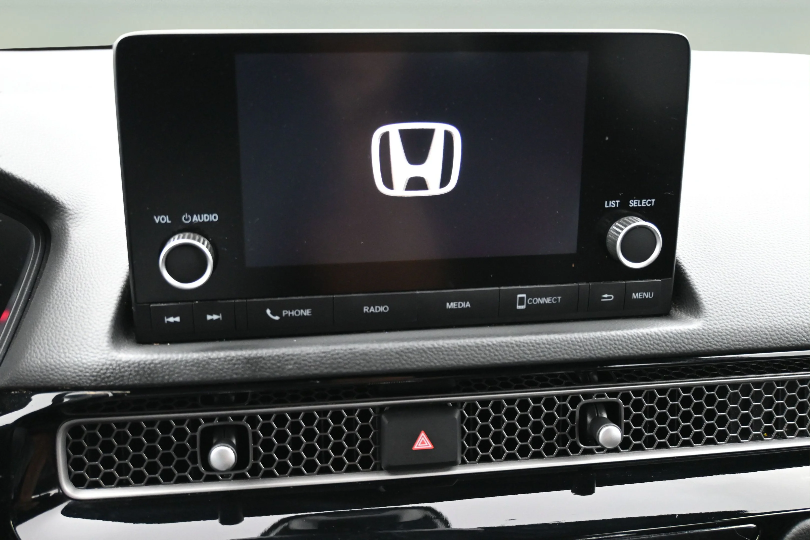 Used 2024  Honda Sport image 16