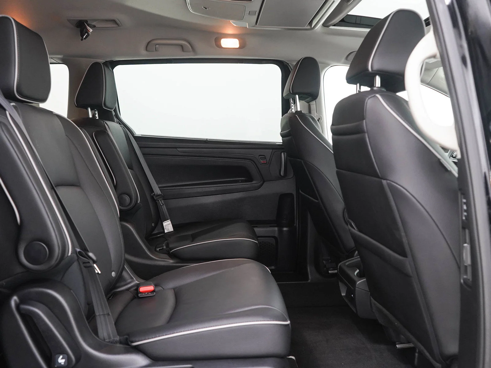 Used 2026 Black Honda Touring Auto image 14