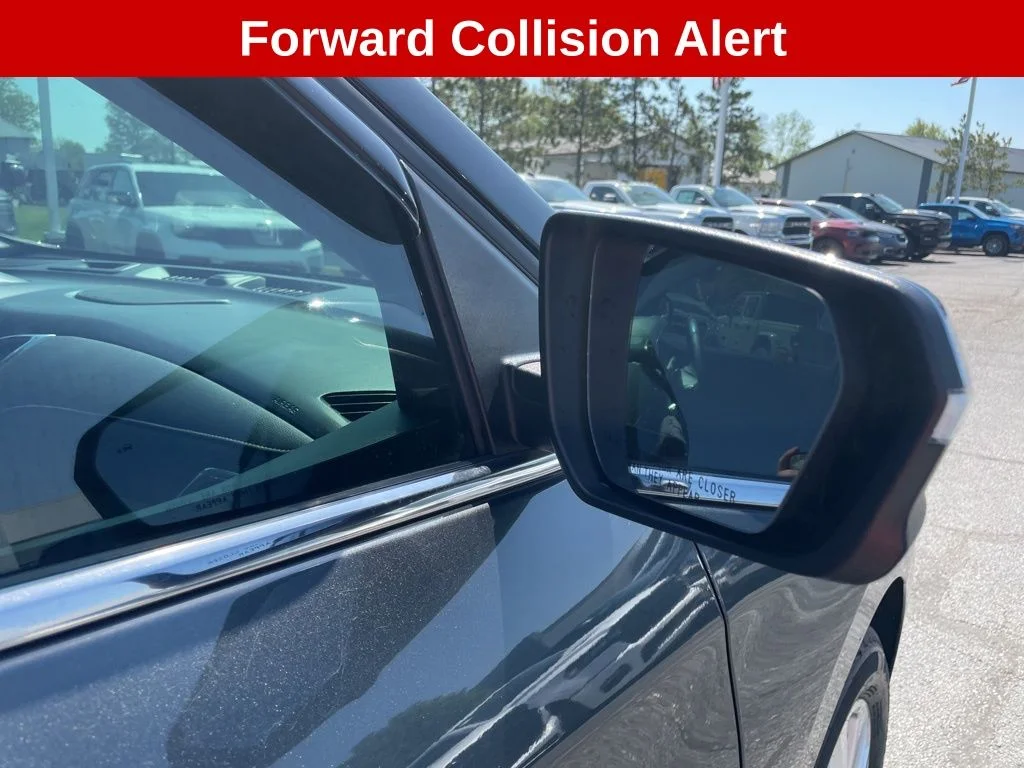 Used 2019 Gray Chevrolet Premier image 16
