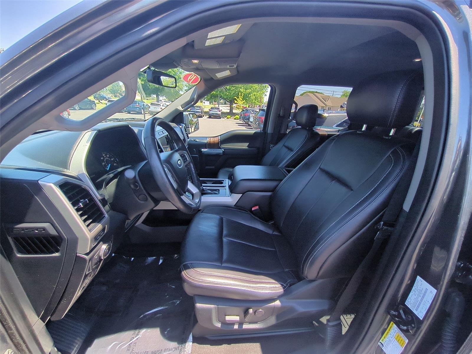 Used 2019 Abyss Gray Metallic Ford LARIAT image 31