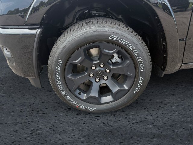 New 2026 Diamond Black Crystal Pearl-Coat Exterior Paint RAM Big Horn/Lone Star image 9