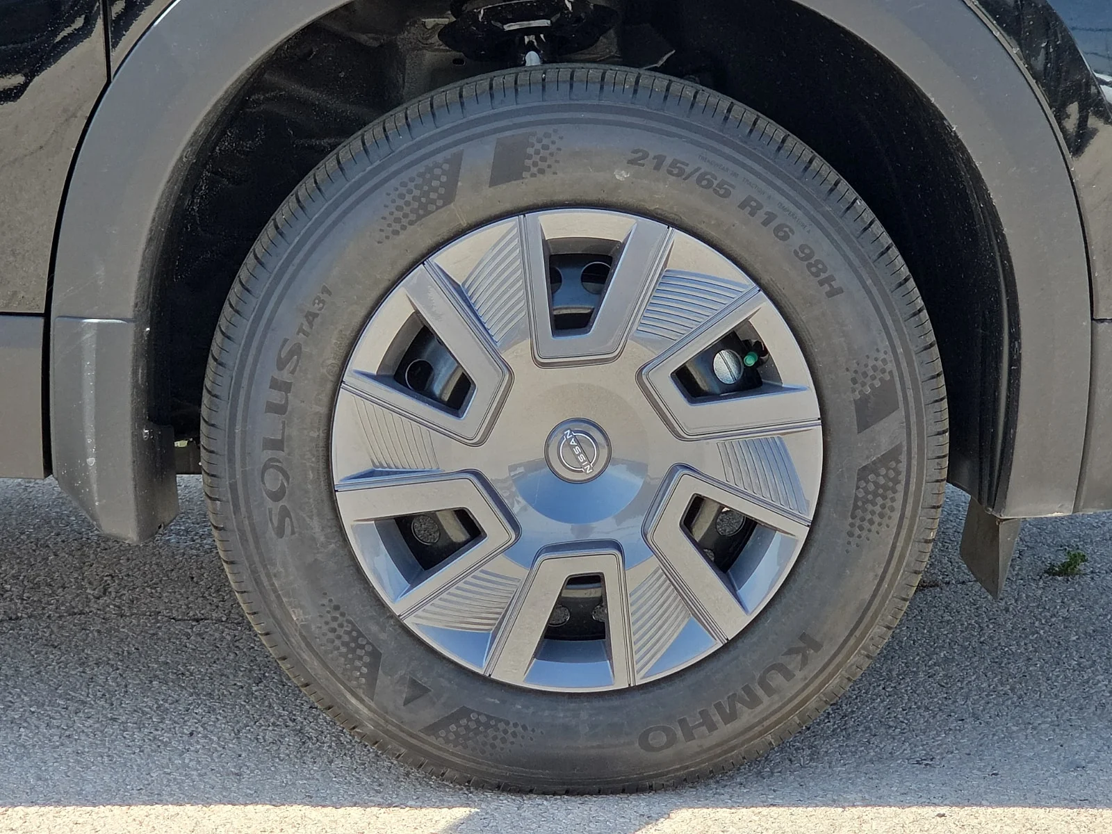 New 2026 KH3 Super Blac Nissan S Front-Wheel Drive image 8