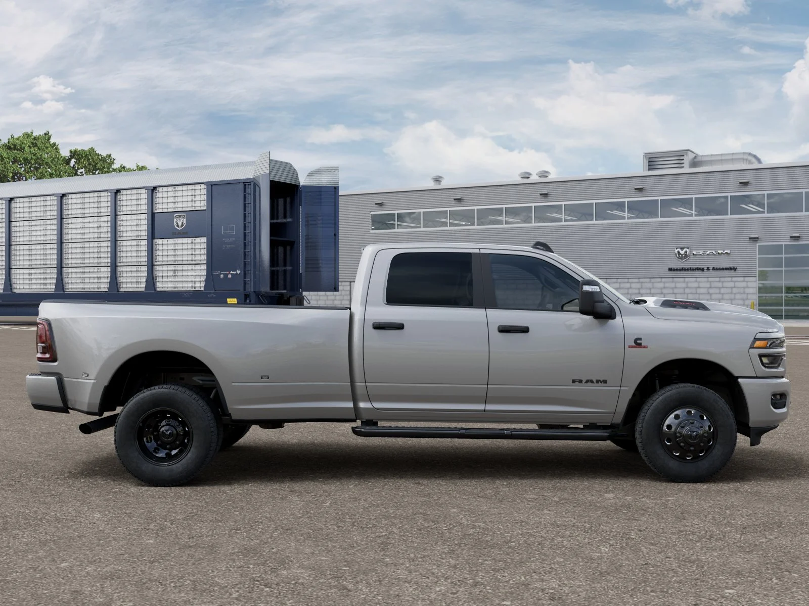 New 2027 Silver-Zynith Exterior Paint RAM Big Horn image 12
