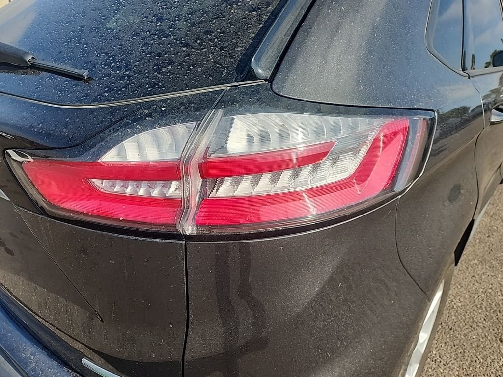Used 2020 Gray Ford SE image 14