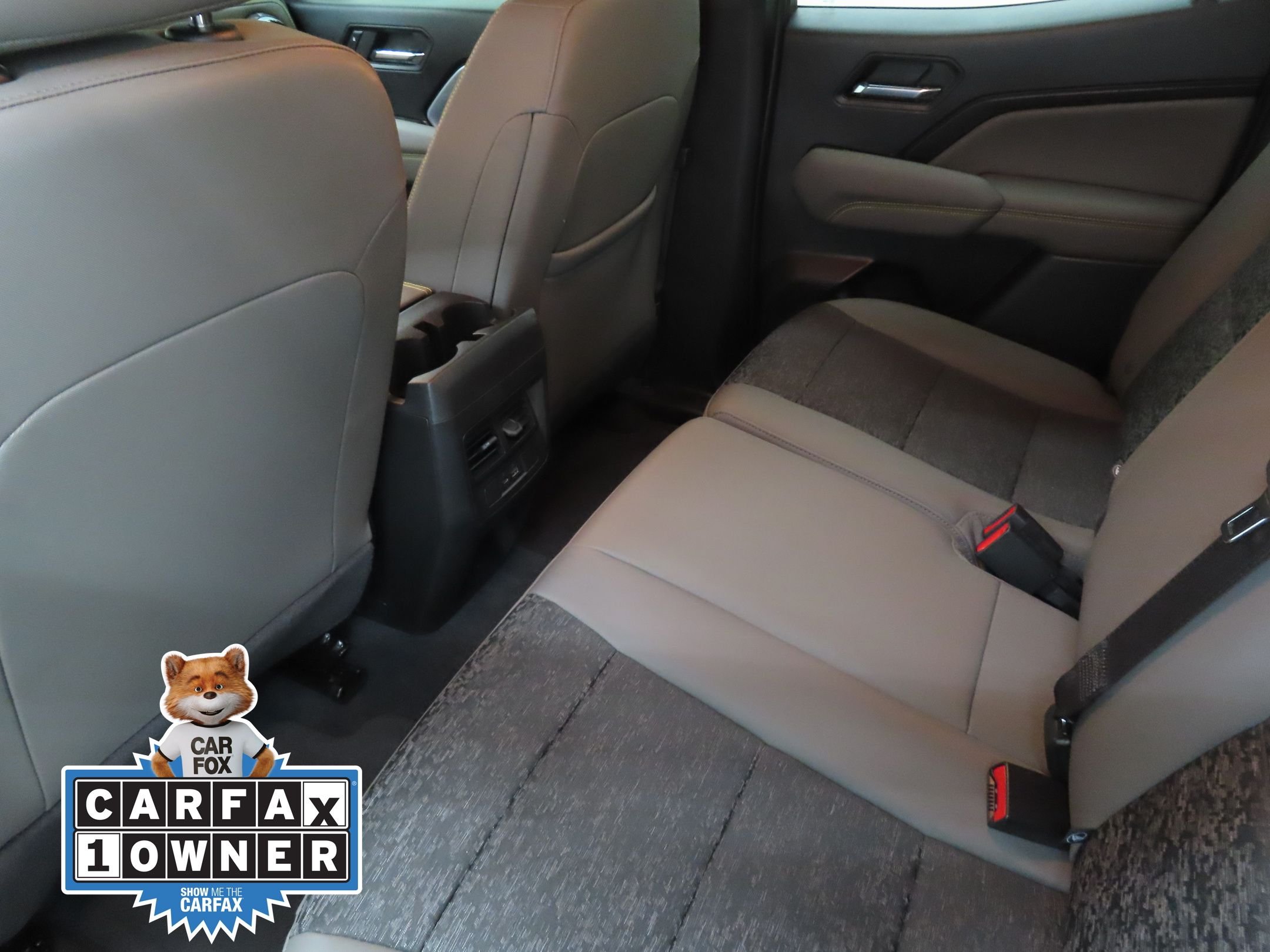 Used 2024  Chevrolet ZR2 image 22