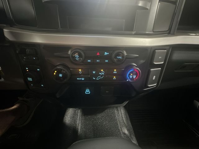 New 2026 Oxford White Ford F-250® XL image 21