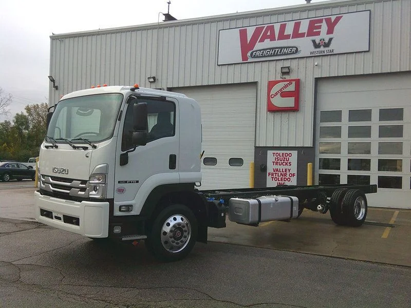 2026 Isuzu FTR's photo