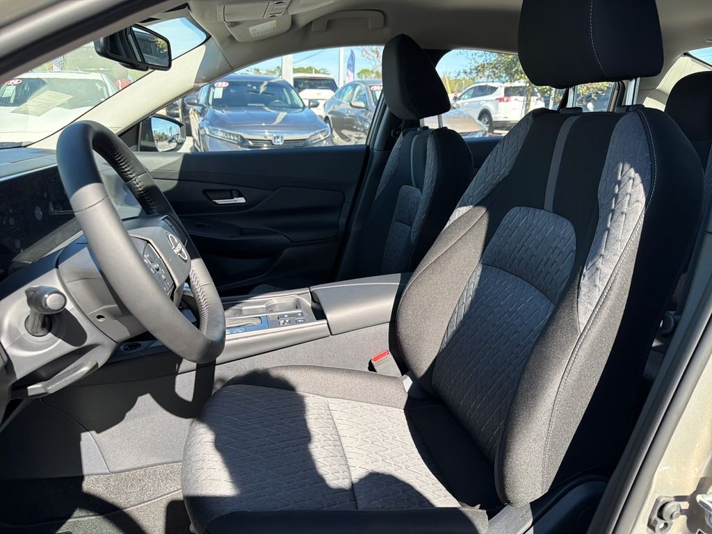 New 2026 Nissan Sentra SV 4D Sedan