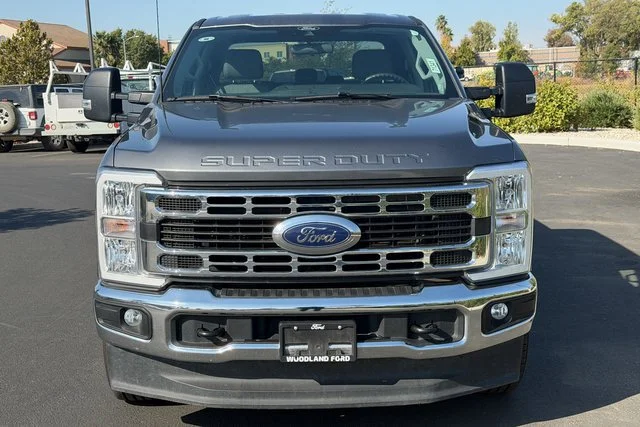 Used 2025 Gray Ford XLT image 3