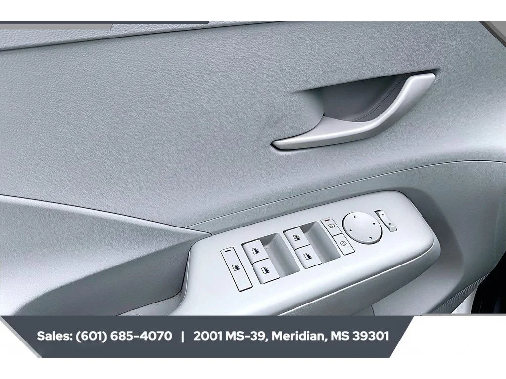 Used 2024 ATLAS WHITE Hyundai SEL image 17