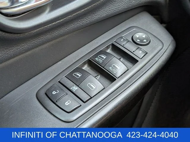 Used 2019 White Jeep Trailhawk image 26