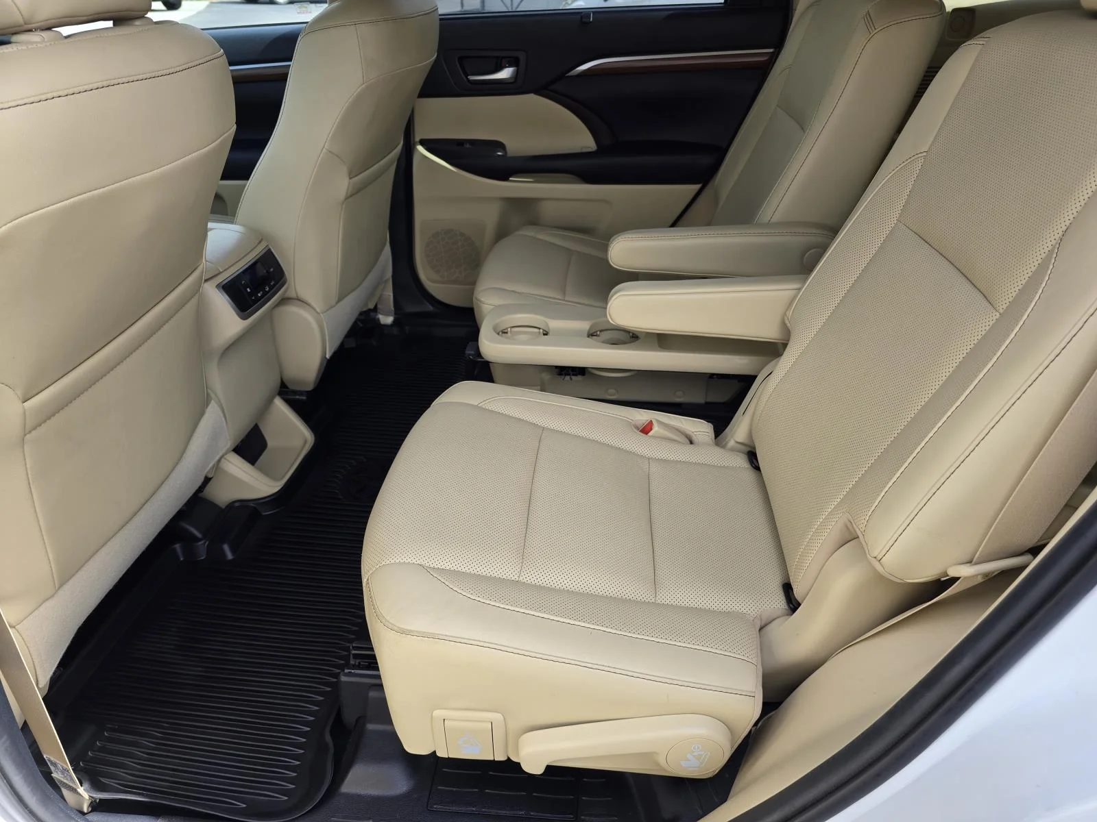 Used 2019 White Toyota Limited image 10