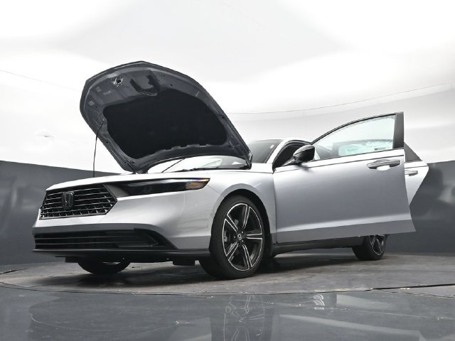 New 2026 Solar Silver Metallic Honda SE image 43