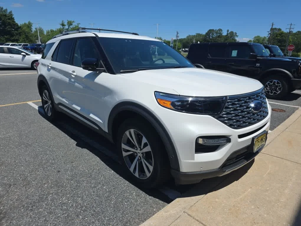Used 2020 Star White Metallic Tri-Coat Ford Platinum image 6
