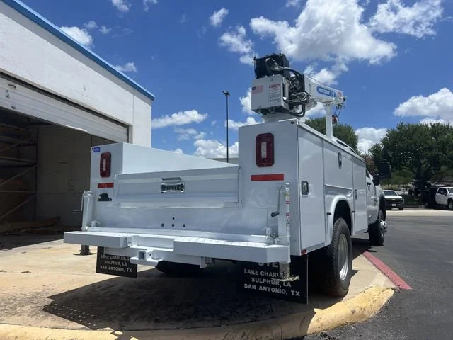 New 2025 Summit White Chevrolet Work Truck image 18
