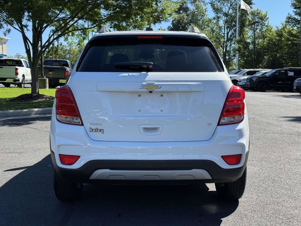 Used 2020 White Chevrolet LT image 23