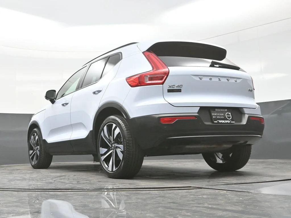 Certified Used 2024 Cloud Blue Volvo Ultimate image 29