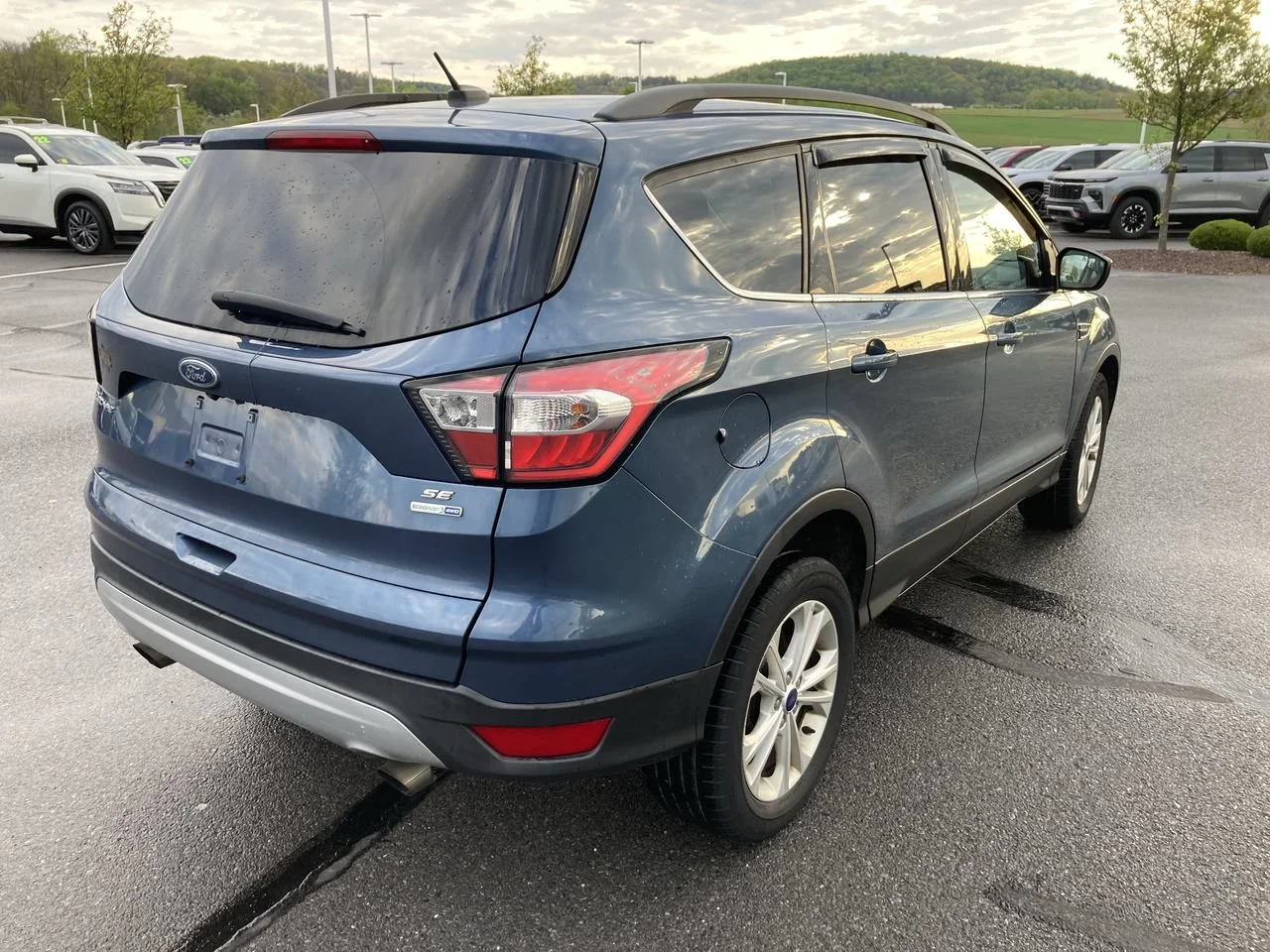 Used 2018  Ford SE image 7