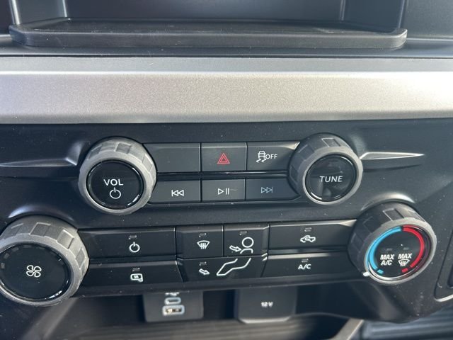 New 2026 Oxford White Ford F-250® XL image 20