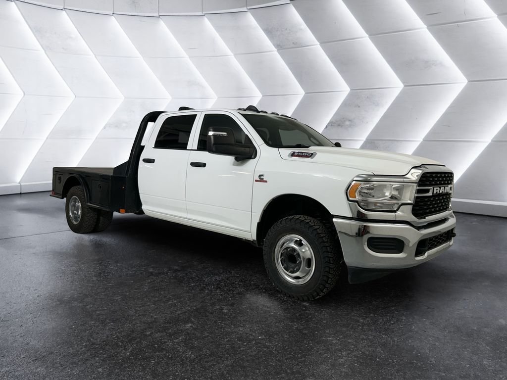 2024 RAM 3500 Tradesman 4X4 Crew Cab LWB's photo