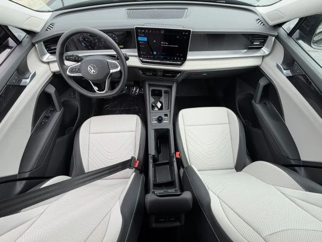 New 2026 Deep Black Pearl Volkswagen 2.0T SE image 20