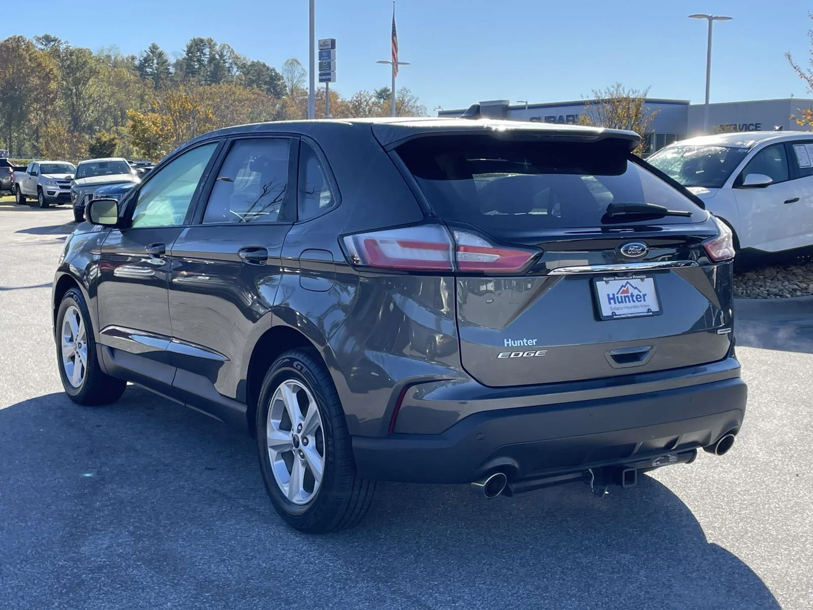 Used 2020 Magnetic Metallic Ford SE image 26