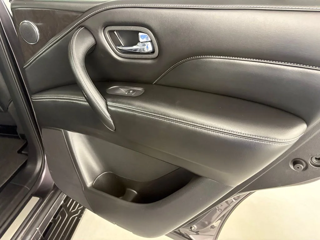 Used 2024 Gray INFINITI LUXE image 45