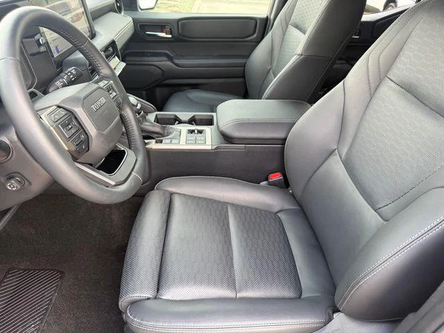 Certified Used 2025 METEOR SHOWER Toyota  image 11