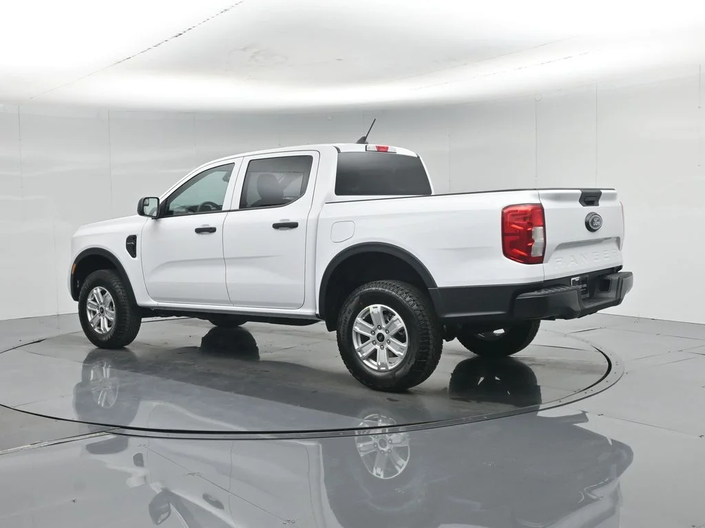 New 2026 Oxford White Ford XL image 6