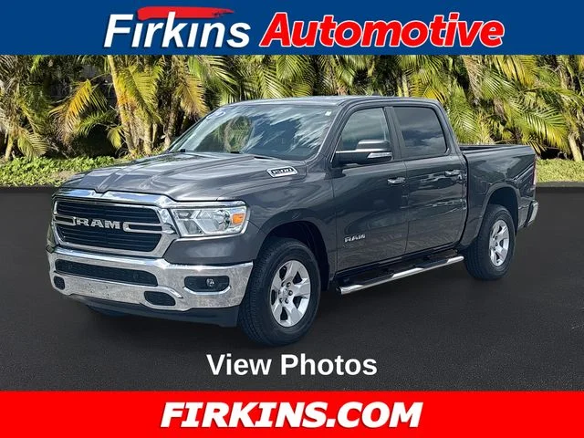 2019 RAM 1500 Big Horn/Lone Star 4x4 Crew Cab 5'7's photo