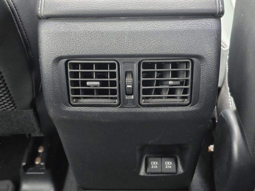 Used 2020 Magnetic Gray Metallic Toyota SR5 Premium image 33