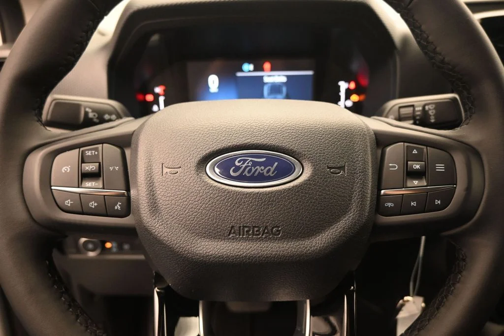 New 2026 Avalanche Ford XLT image 11