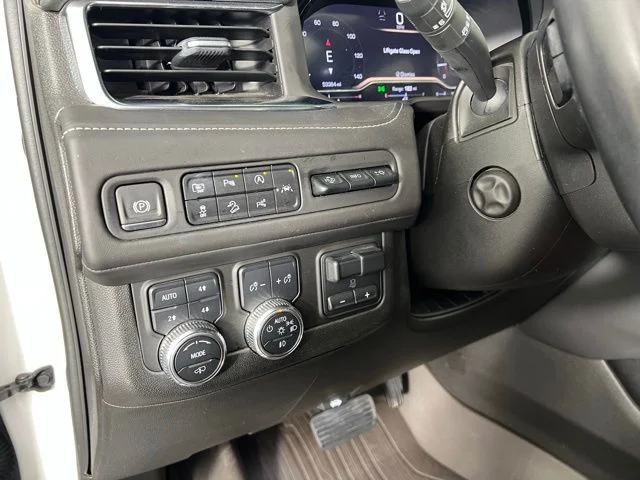 Used 2023 White GMC Denali Ultimate image 22