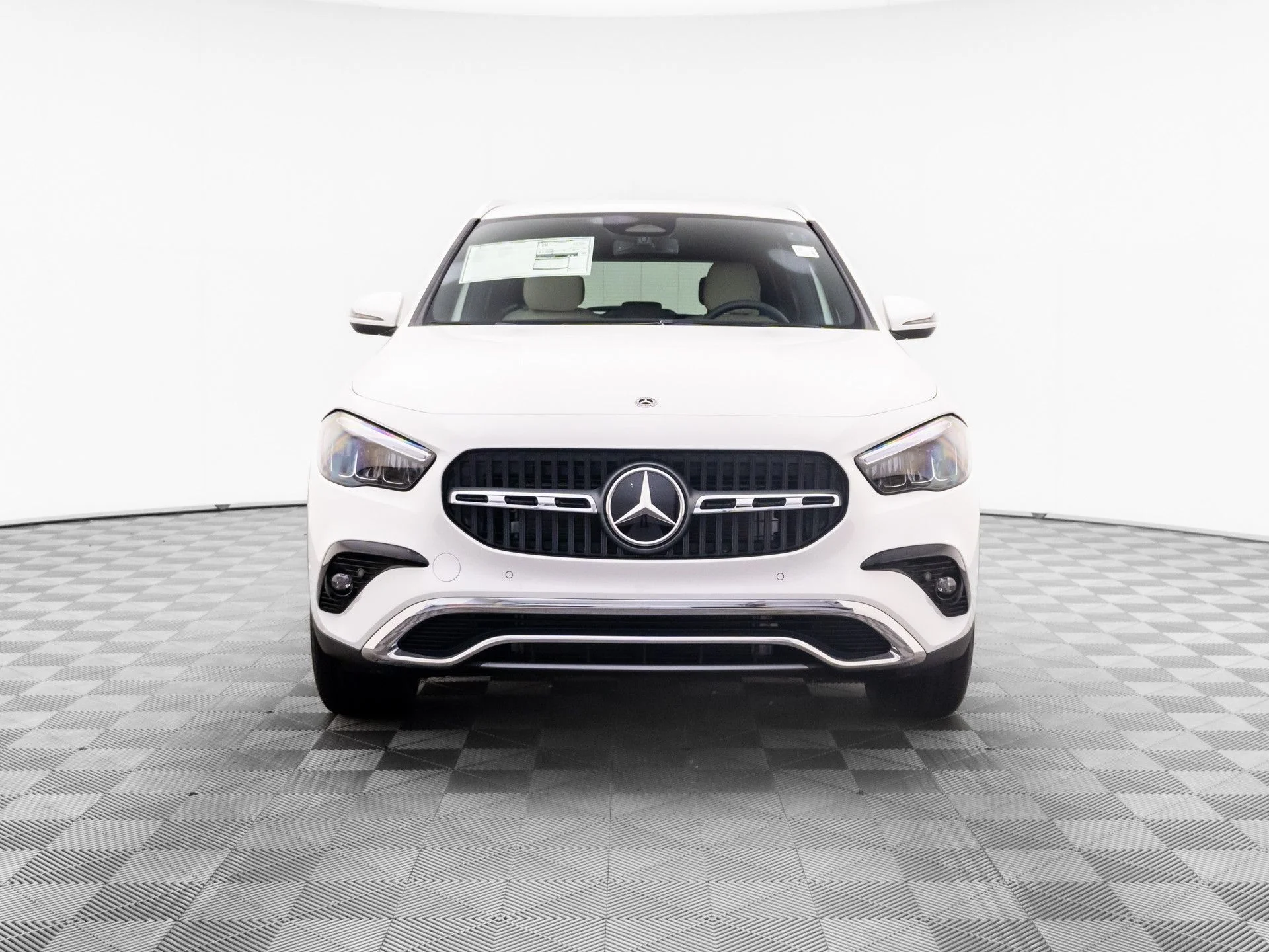 New 2026 White Mercedes-Benz GLA 250 image 9