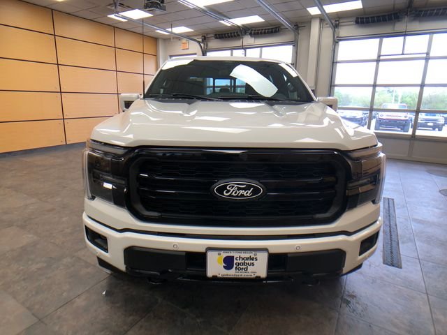 New 2026 Star White Metallic Tri-Coat Ford Lariat® image 2