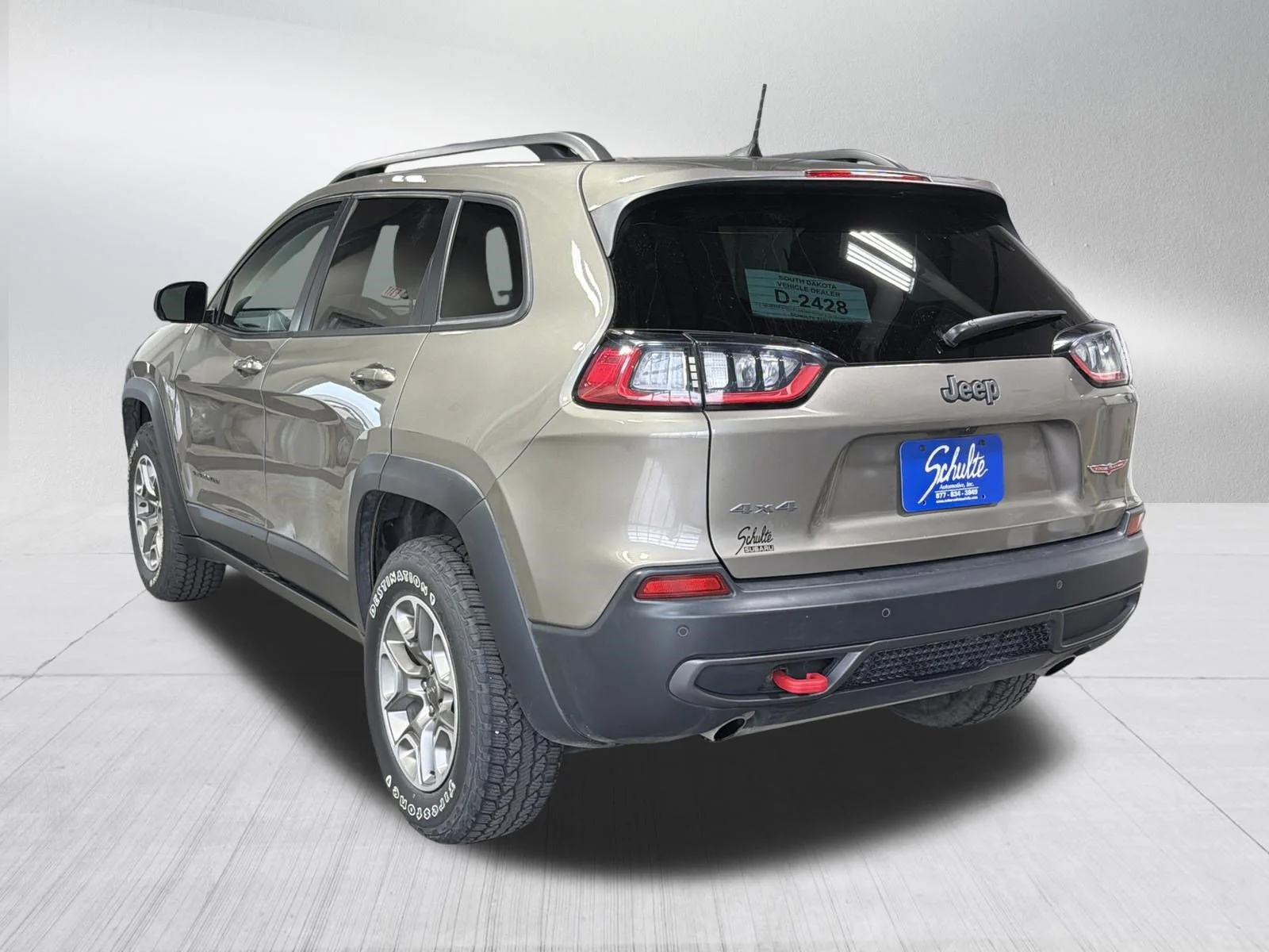 Used 2020 Light Brownstone Pearlcoat Jeep Trailhawk image 5